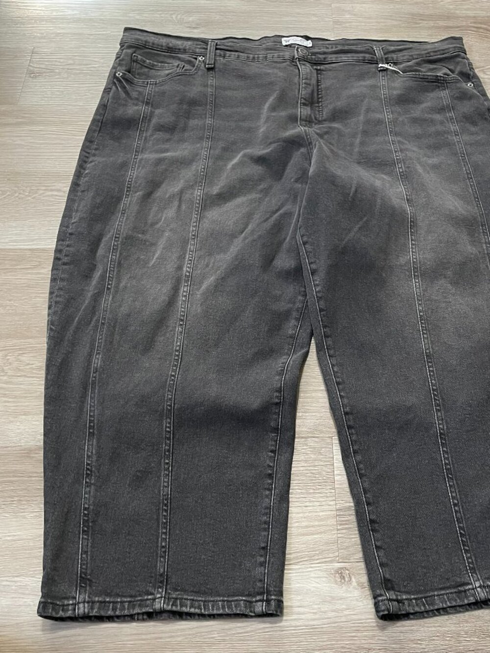 Barrel Leg Jeans 24W - Picture 14 of 14